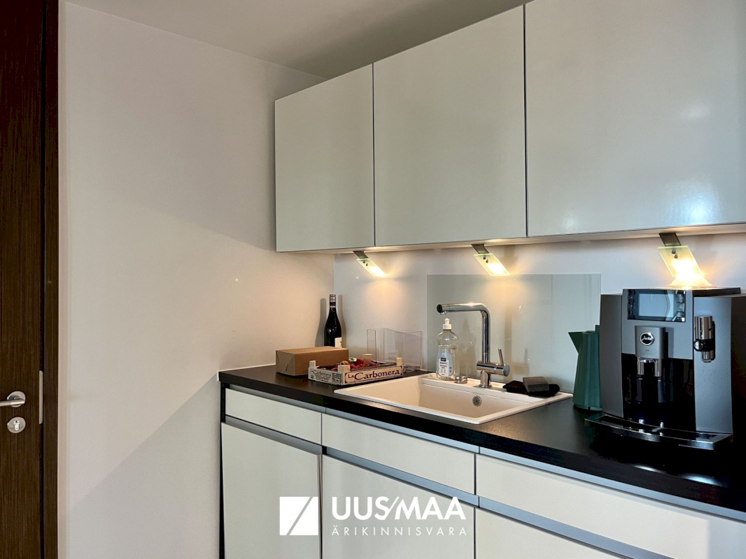 Tallinn, Kesklinna linnaosa, Viru väljak 2