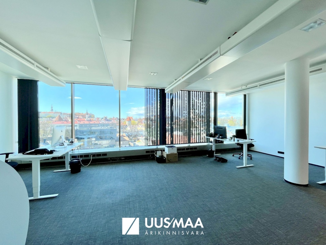 Tallinn, Kesklinna linnaosa, Viru väljak 2