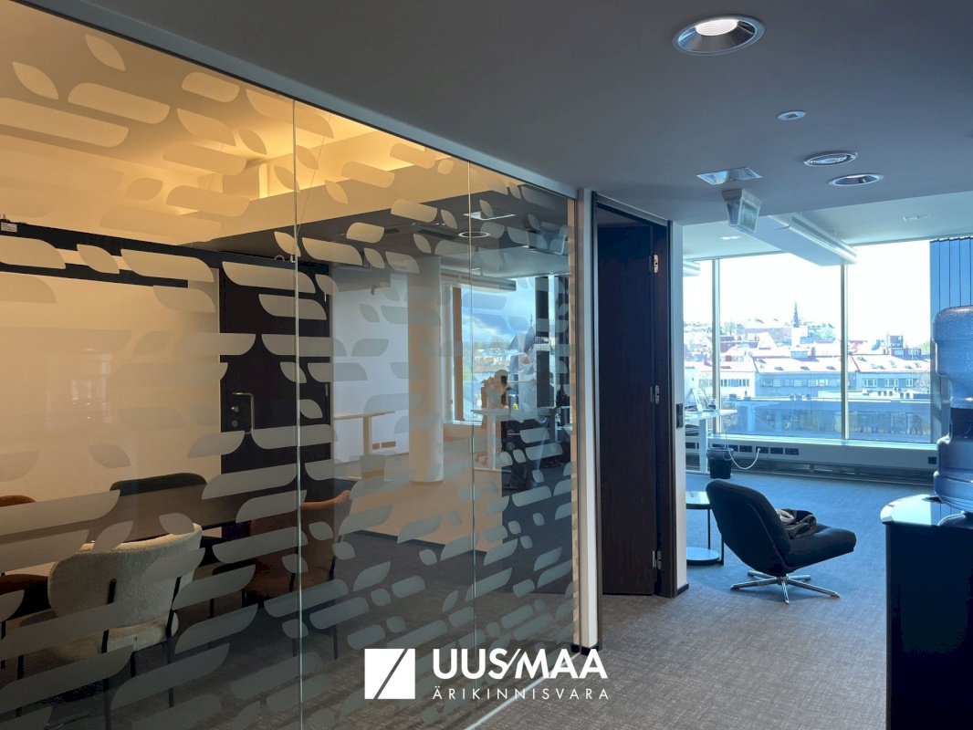 Tallinn, Kesklinna linnaosa, Viru väljak 2