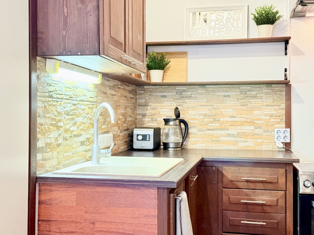 Pärnu linn, Pärnu linn, Kesklinn, Karjamaa tn 4