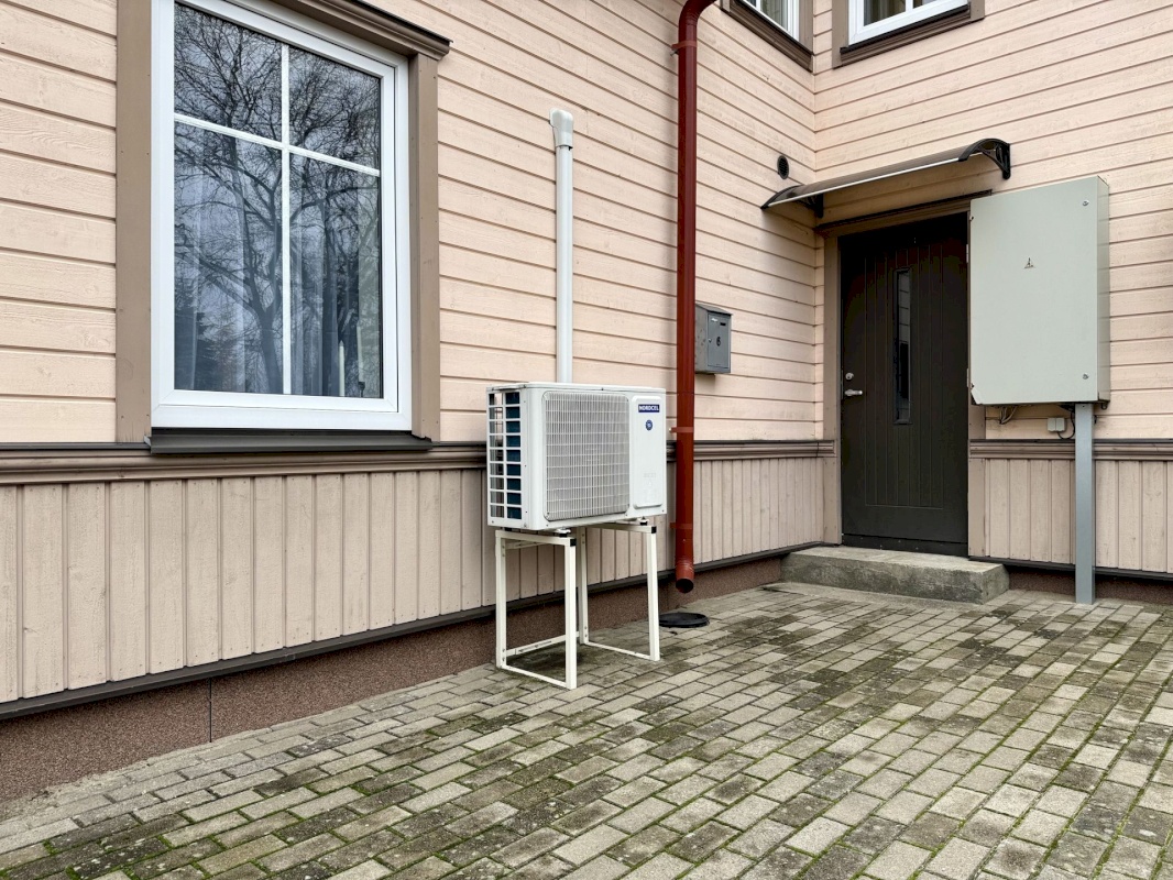 Pärnu linn, Pärnu linn, Kesklinn, Karjamaa tn 4