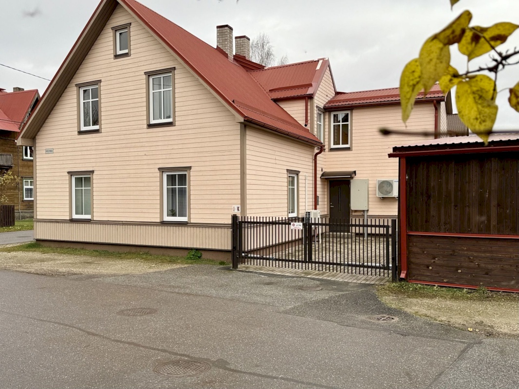 Pärnu linn, Pärnu linn, Kesklinn, Karjamaa tn 4