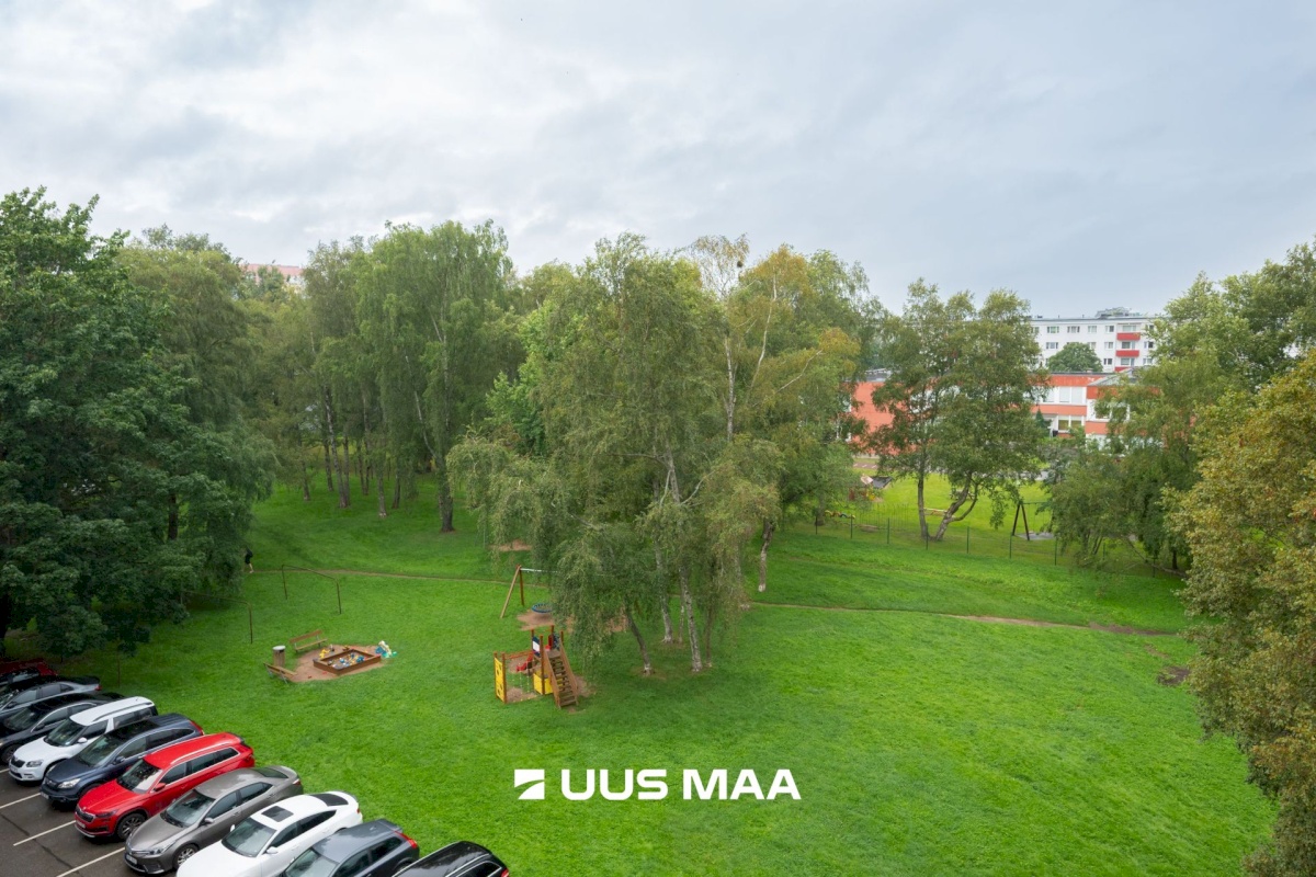 Tallinn, Mustamäe linnaosa, Mustamäe, Mustamäe tee 102