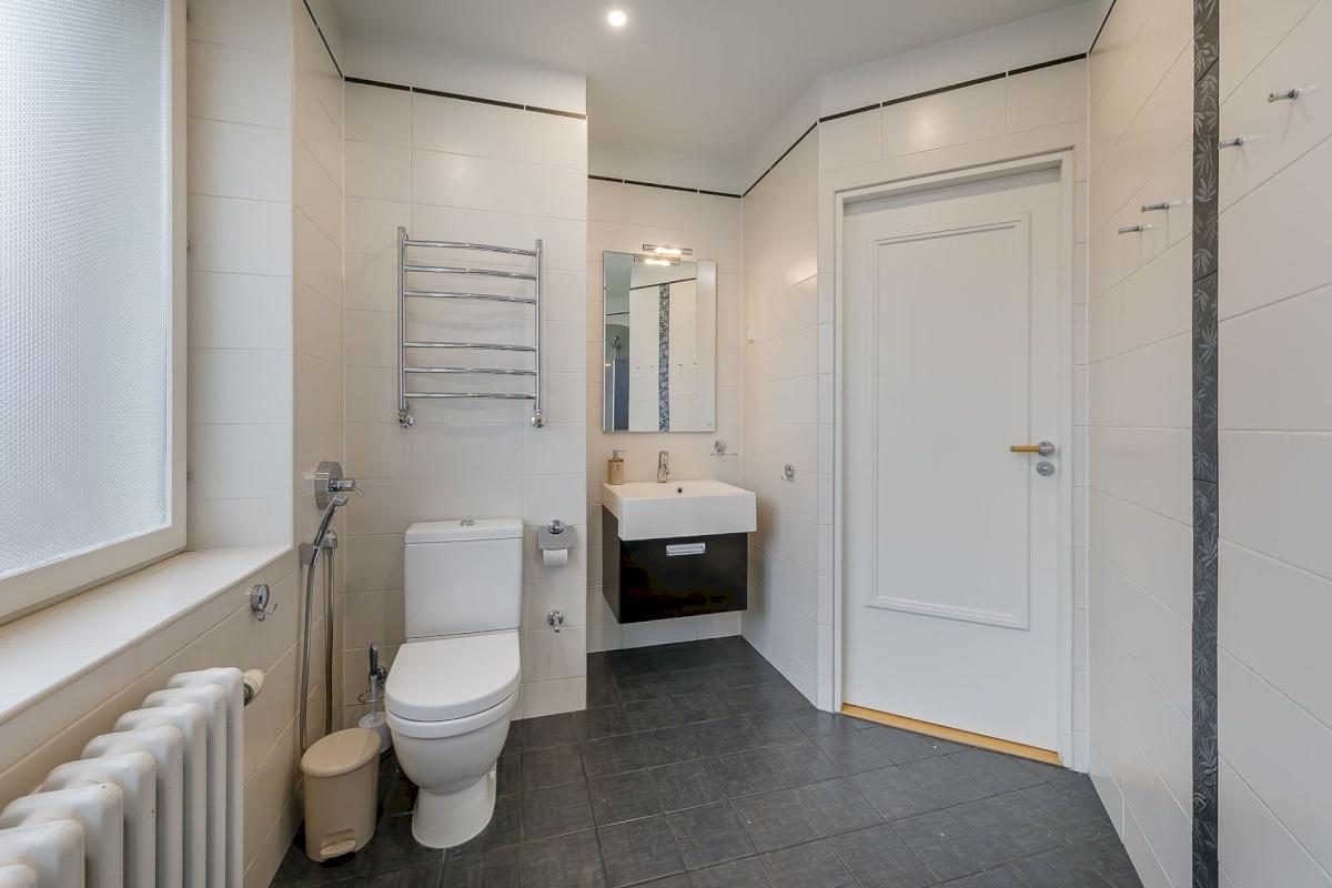 Tallinn, Kesklinna linnaosa, Südalinn, Pärnu mnt 27