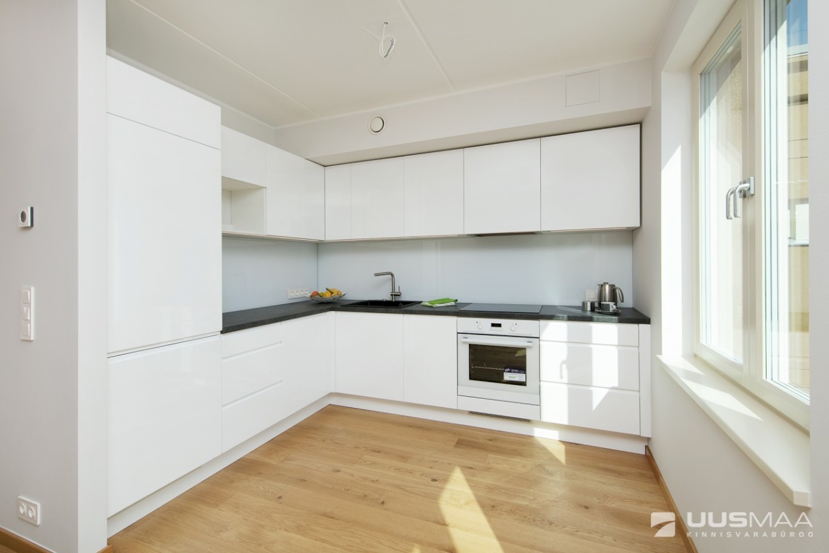 Tallinn, Kesklinna linnaosa, Torupilli, C.R. Jakobsoni 7