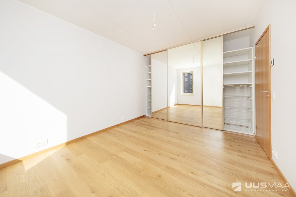 Tallinn, Kesklinna linnaosa, Torupilli, C.R. Jakobsoni 7