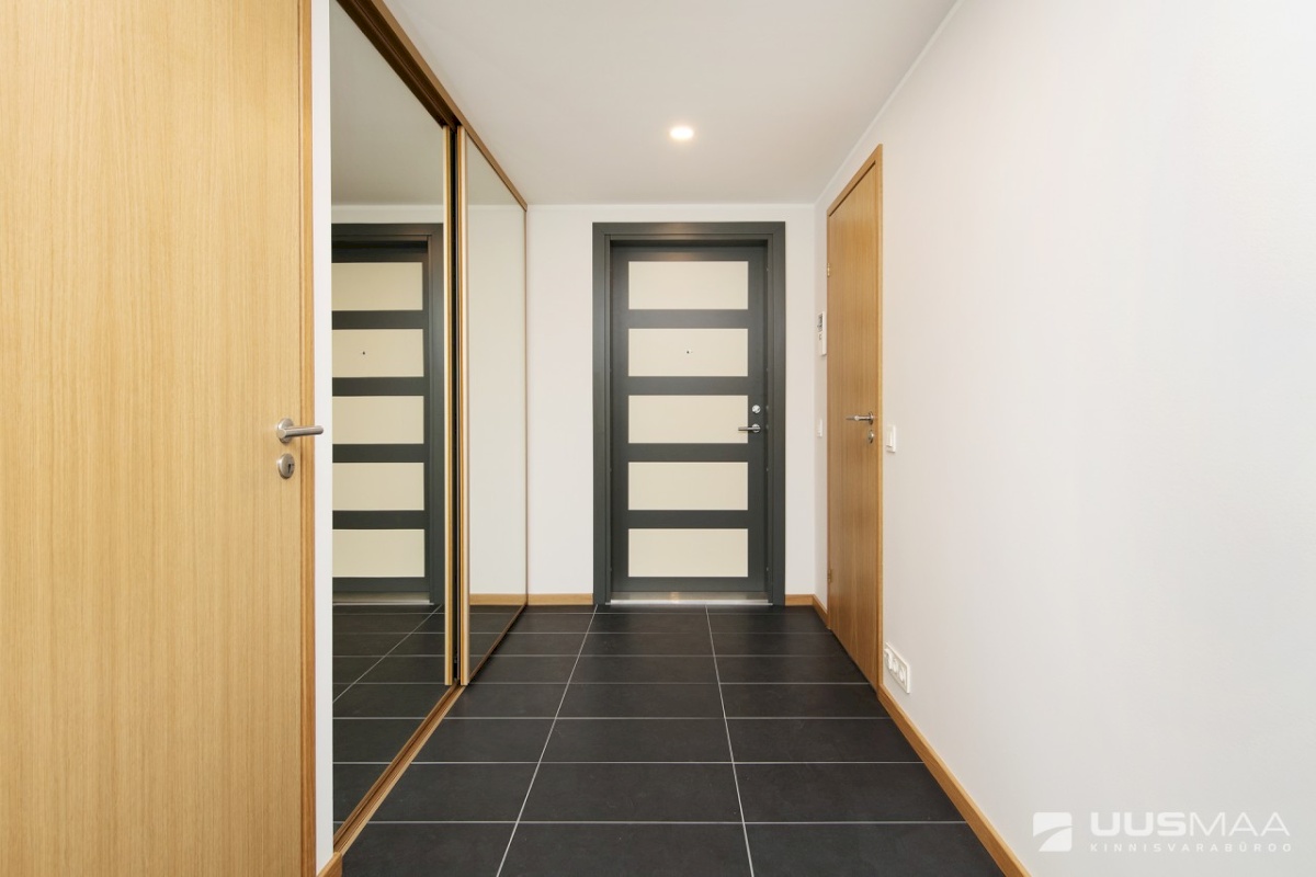 Tallinn, Kesklinna linnaosa, Torupilli, C.R. Jakobsoni 7