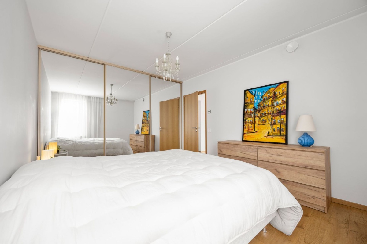 Tallinn, Kesklinna linnaosa, Torupilli, C. R. Jakobsoni 7