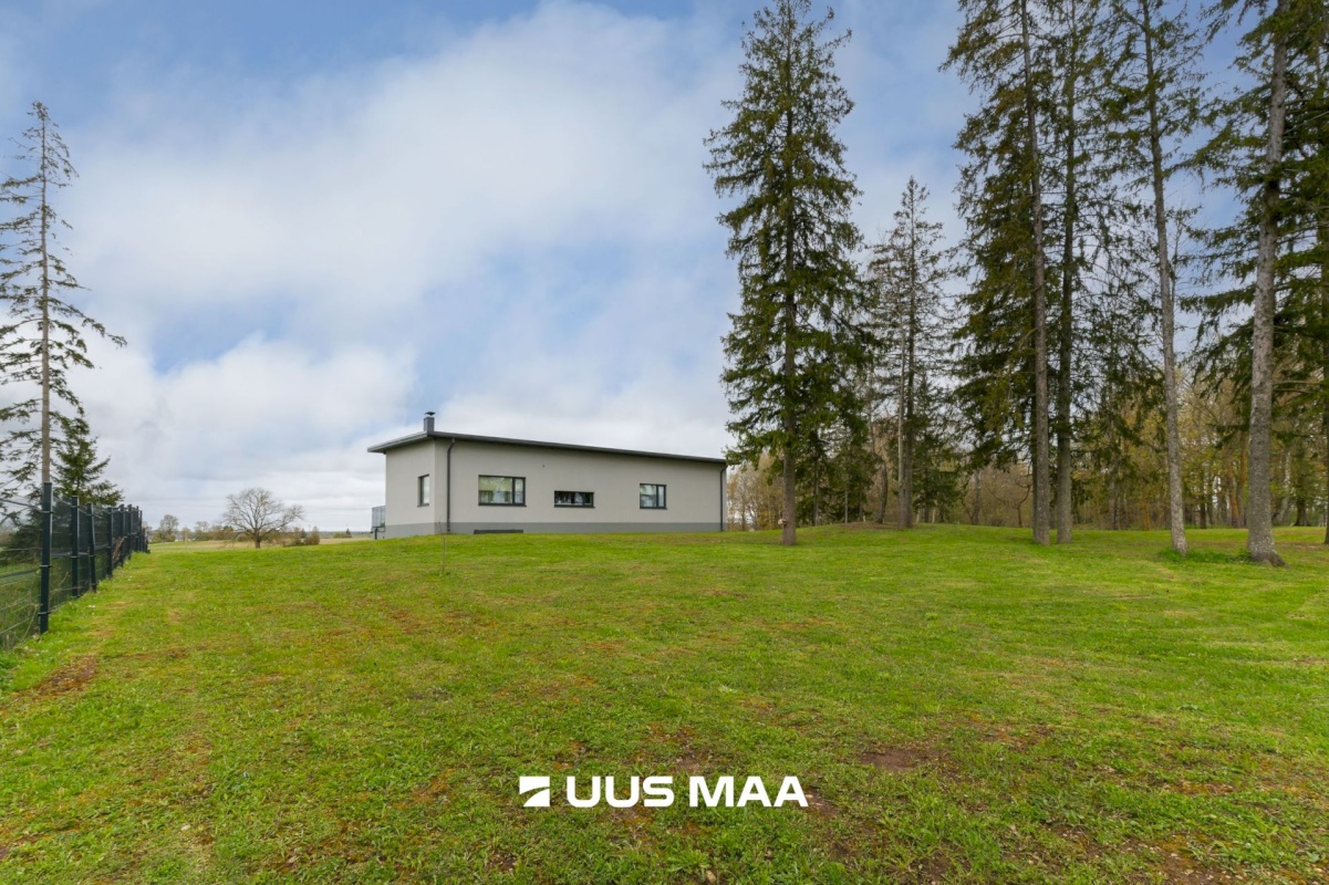 Vinni vald, Karkuse küla, Kiige