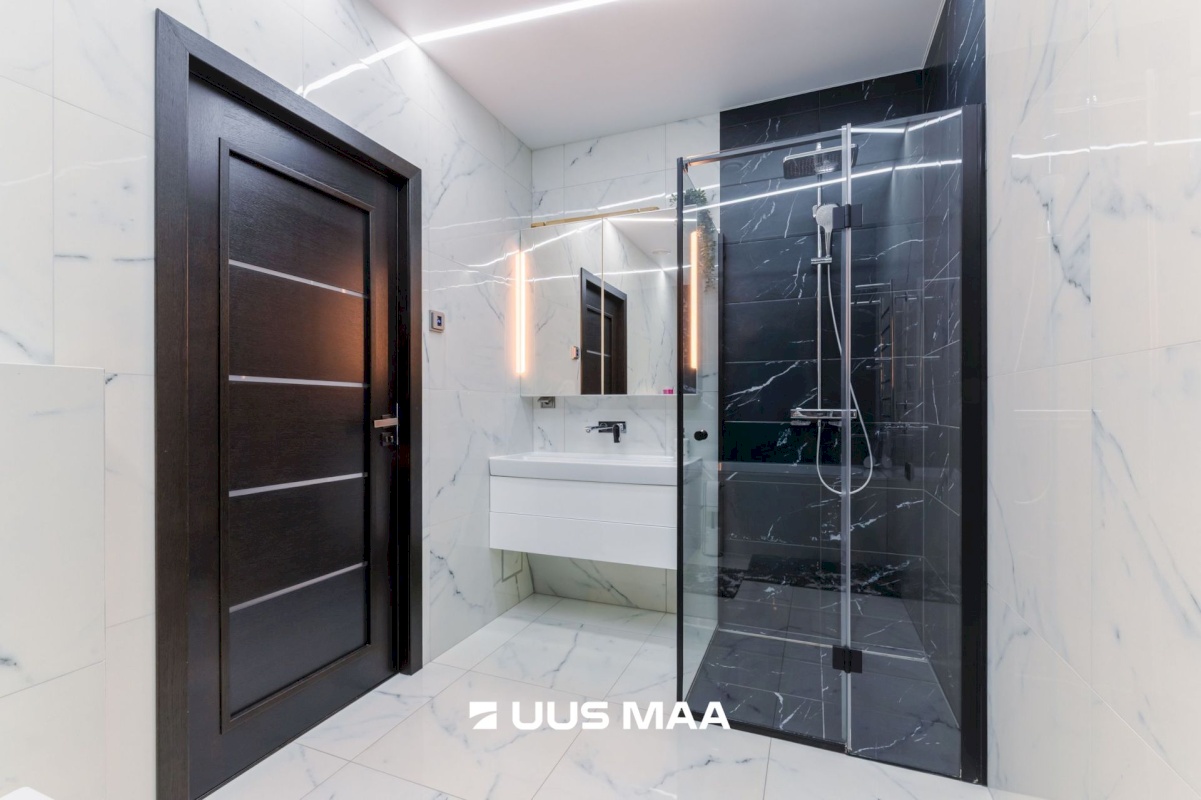 Vinni vald, Karkuse küla, Kiige