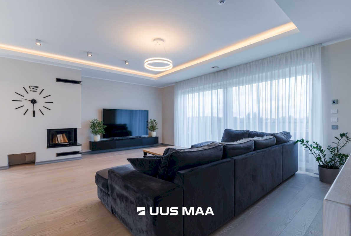 Vinni vald, Karkuse küla, Kiige