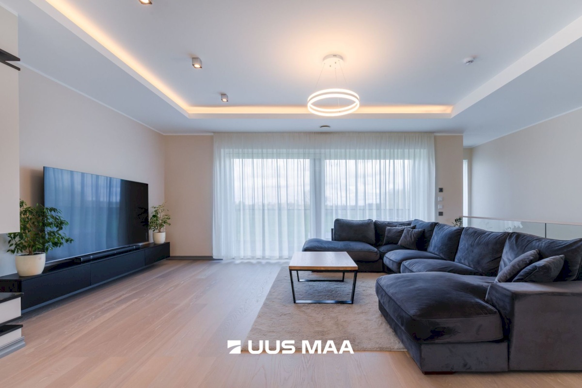 Vinni vald, Karkuse küla, Kiige