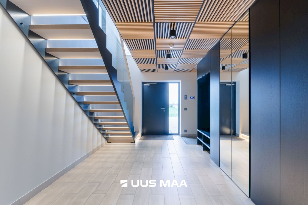 Vinni vald, Karkuse küla, Kiige