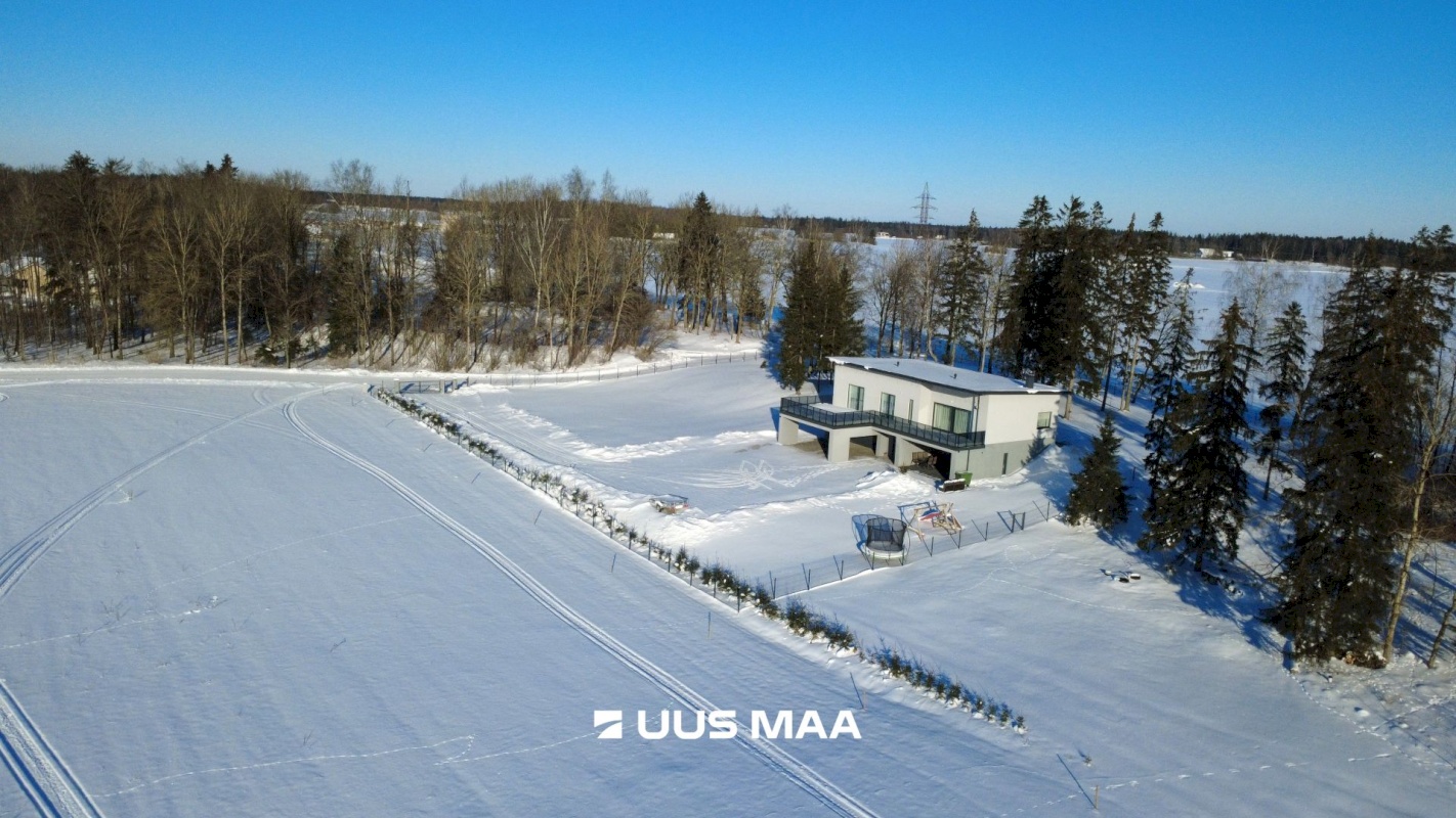 Vinni vald, Karkuse küla, Kiige