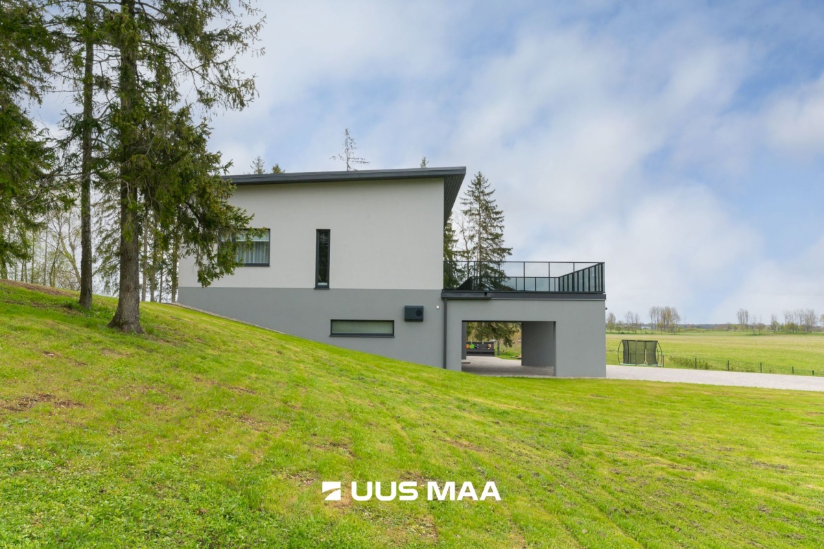 Vinni vald, Karkuse küla, Kiige