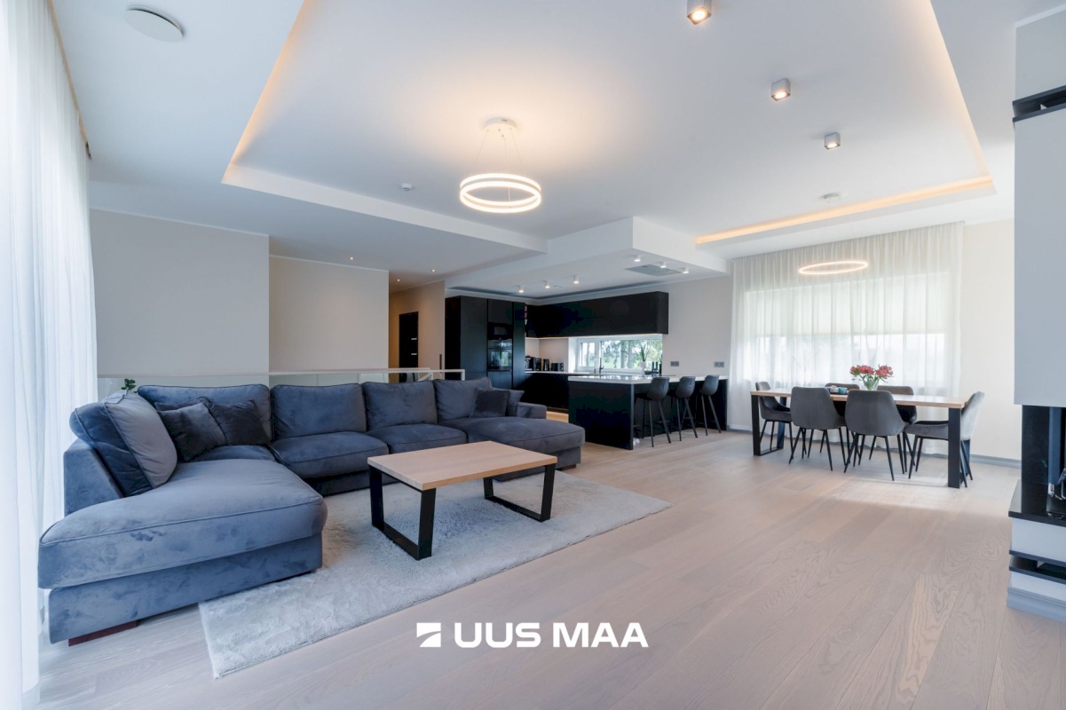 Vinni vald, Karkuse küla, Kiige