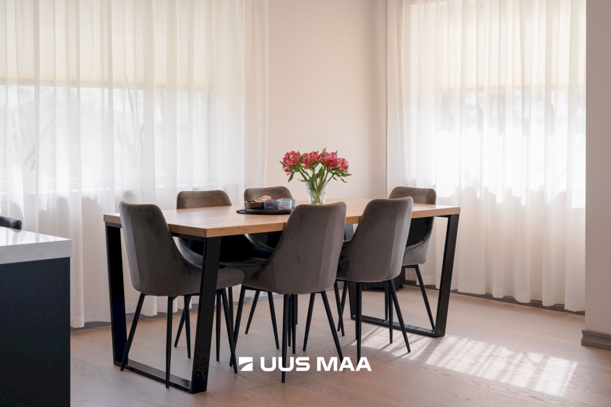 Vinni vald, Karkuse küla, Kiige