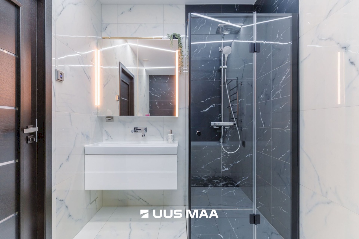 Vinni vald, Karkuse küla, Kiige