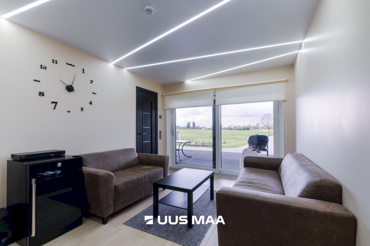 Vinni vald, Karkuse küla, Kiige