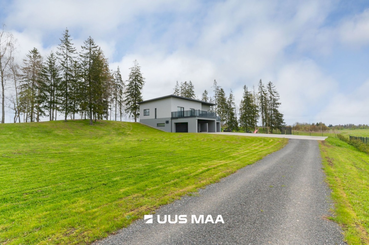 Vinni vald, Karkuse küla, Kiige