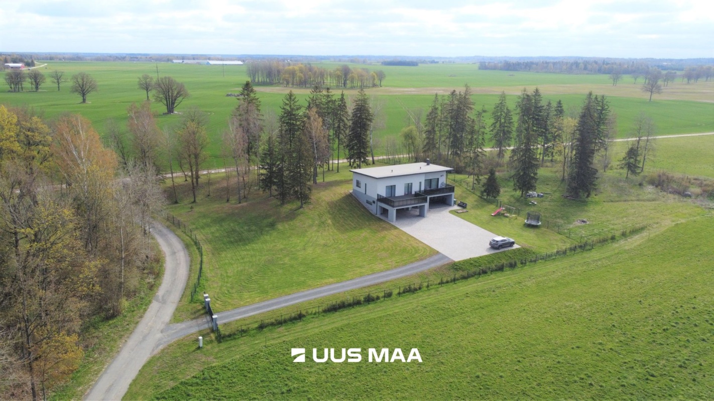 Vinni vald, Karkuse küla, Kiige