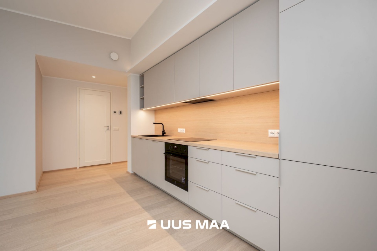 Keila linn, Paldiski mnt 14-7