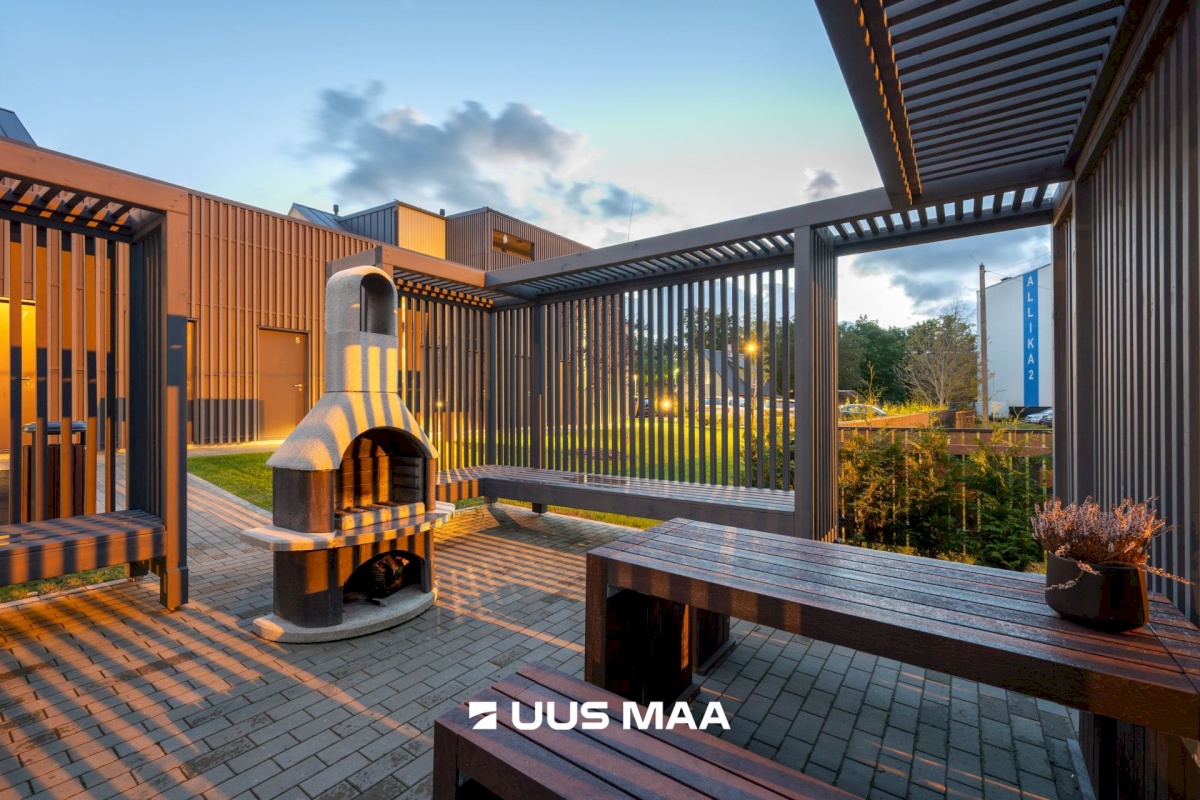 Keila linn, Paldiski mnt 14-16