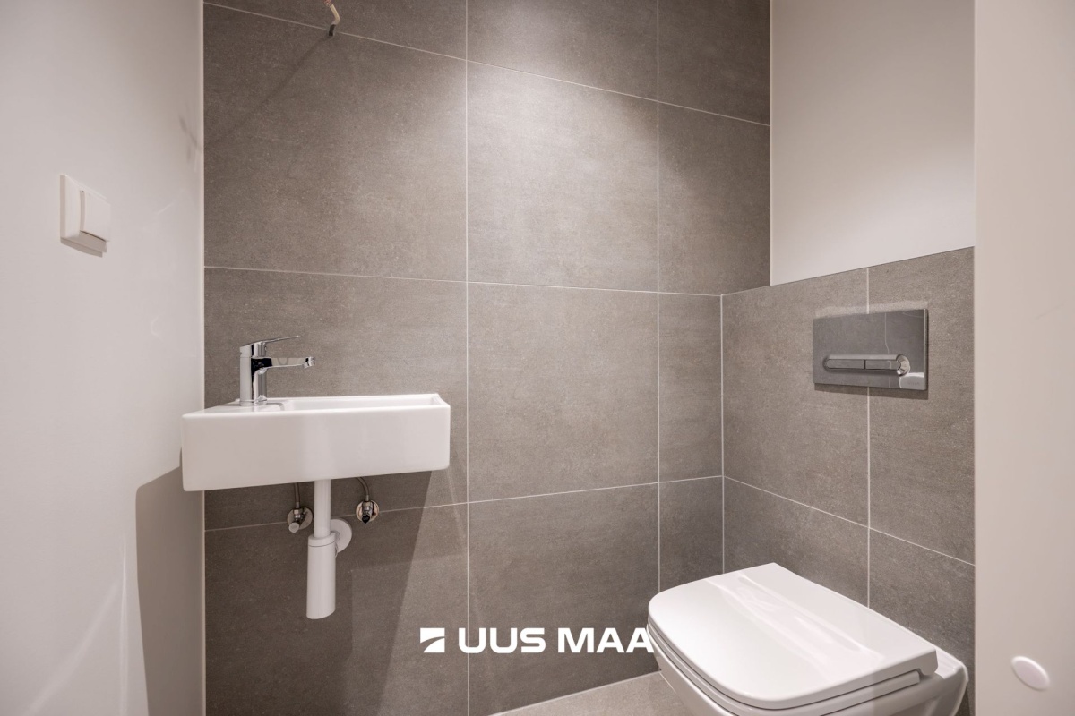 Keila linn, Paldiski mnt 14-12