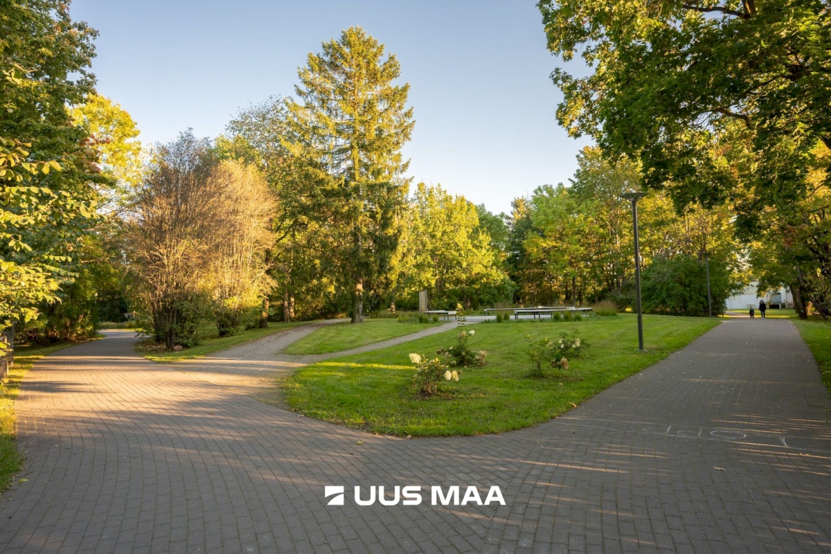 Keila linn, Paldiski mnt 14-12