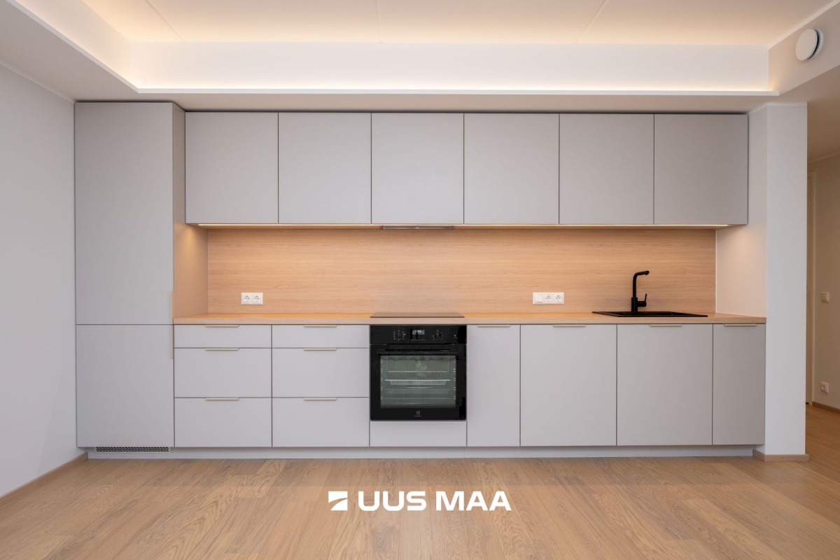 Keila linn, Paldiski mnt 14-12