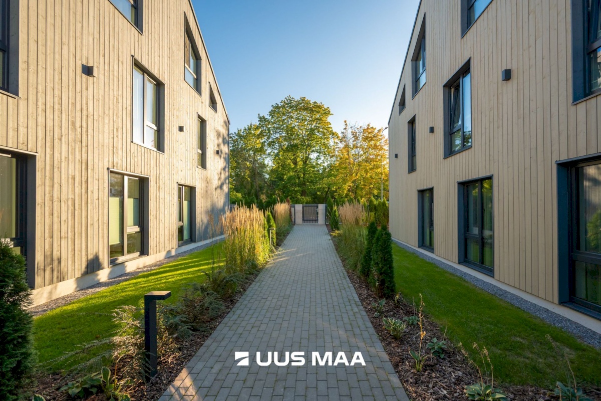 Keila linn, Paldiski mnt 14-12