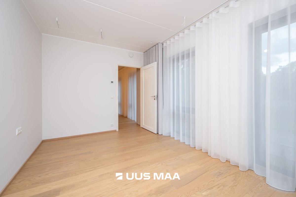 Keila linn, Paldiski mnt 14-12