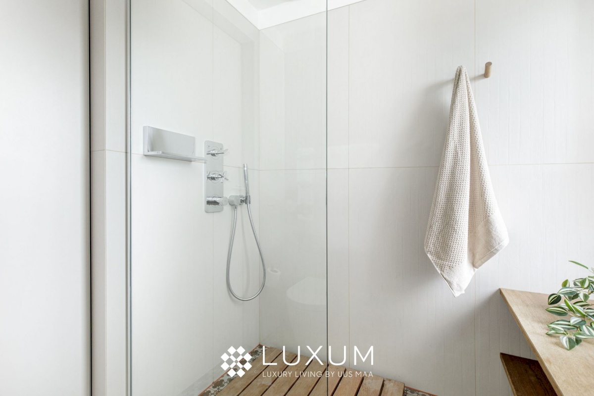 Tallinn, Kesklinna linnaosa, Kassisaba, Tehnika 83