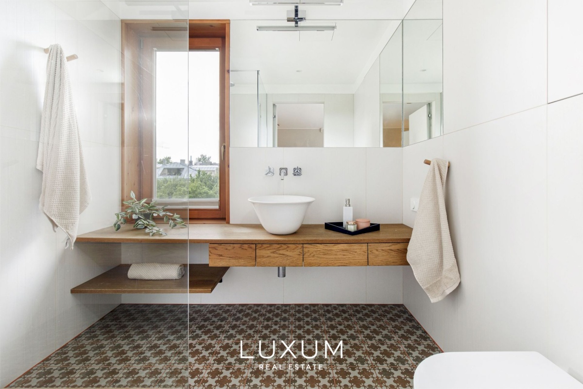 Tallinn, Kesklinna linnaosa, Kassisaba, Tehnika 83