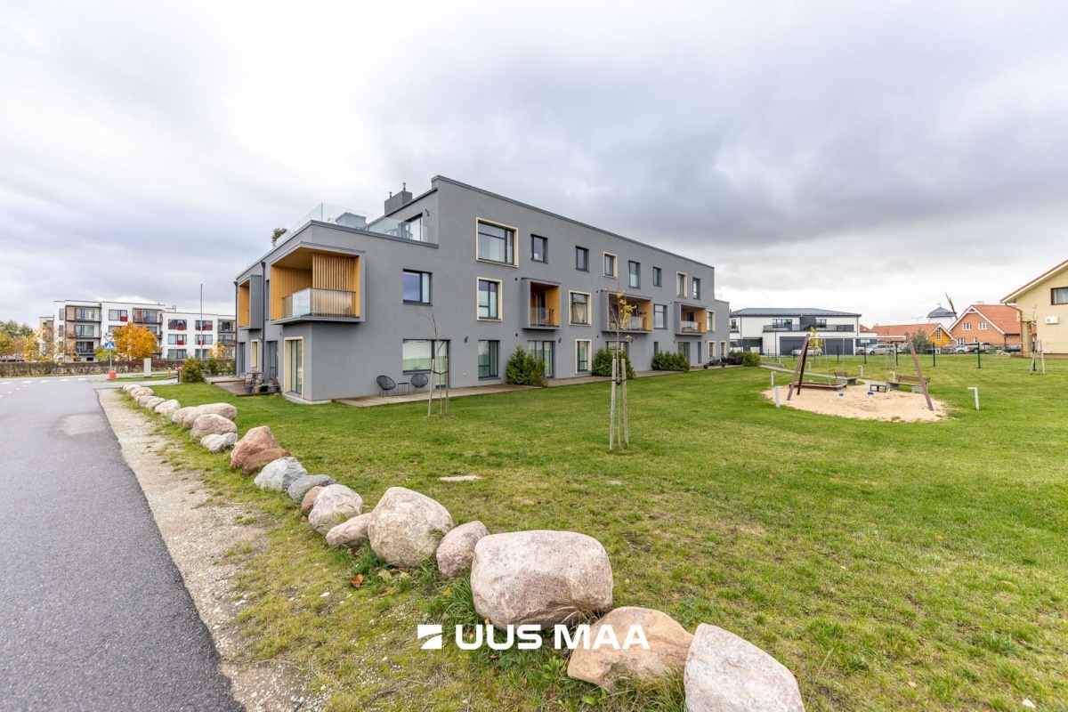 Rae vald, Peetri alevik, Kodu tee 1