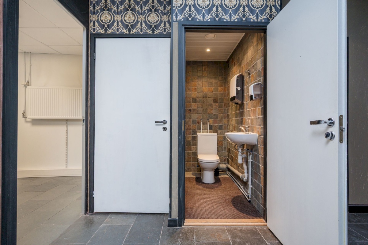 Tartu linn, Tartu linn, Kesklinn, Raatuse 18