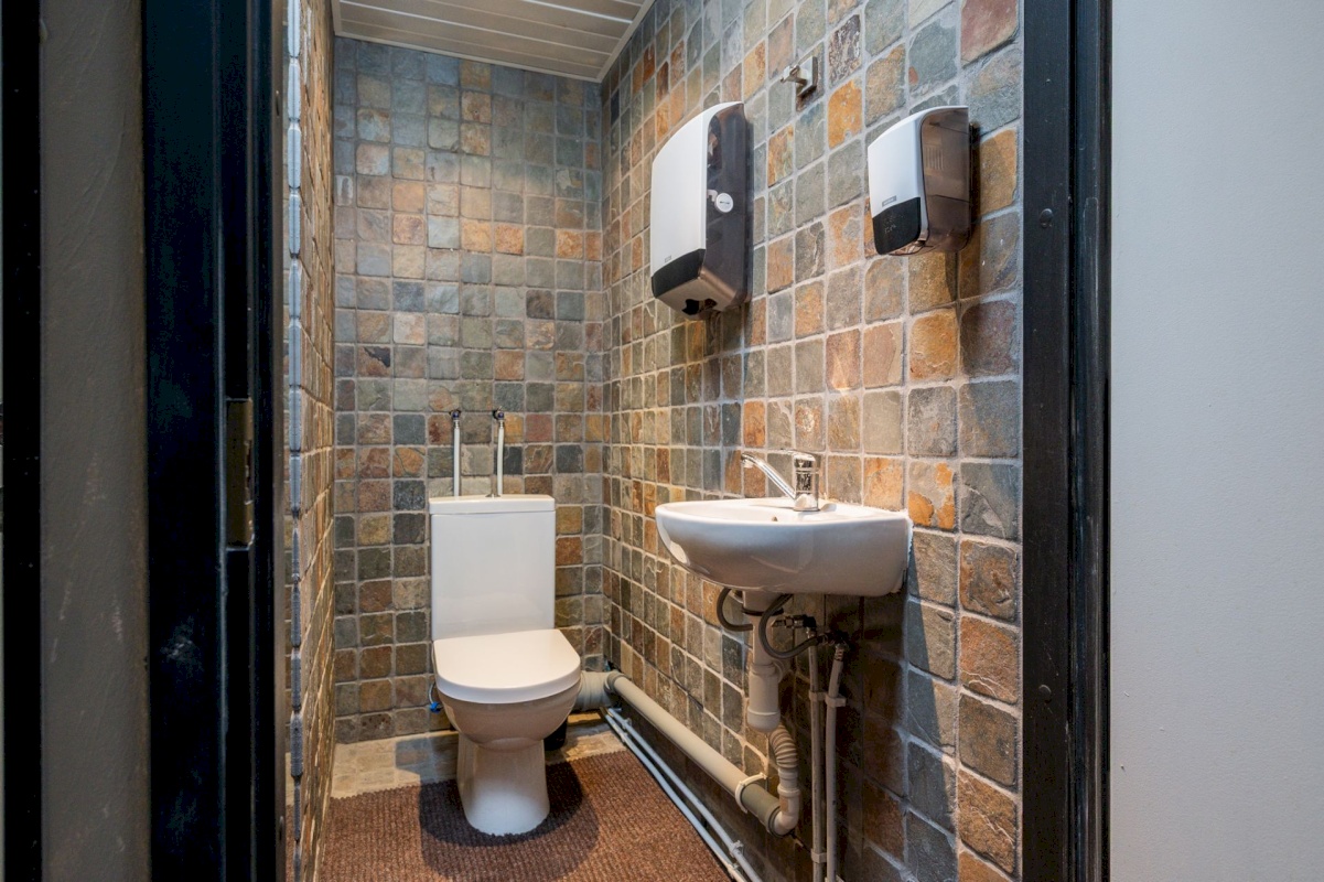 Tartu linn, Tartu linn, Kesklinn, Raatuse 18