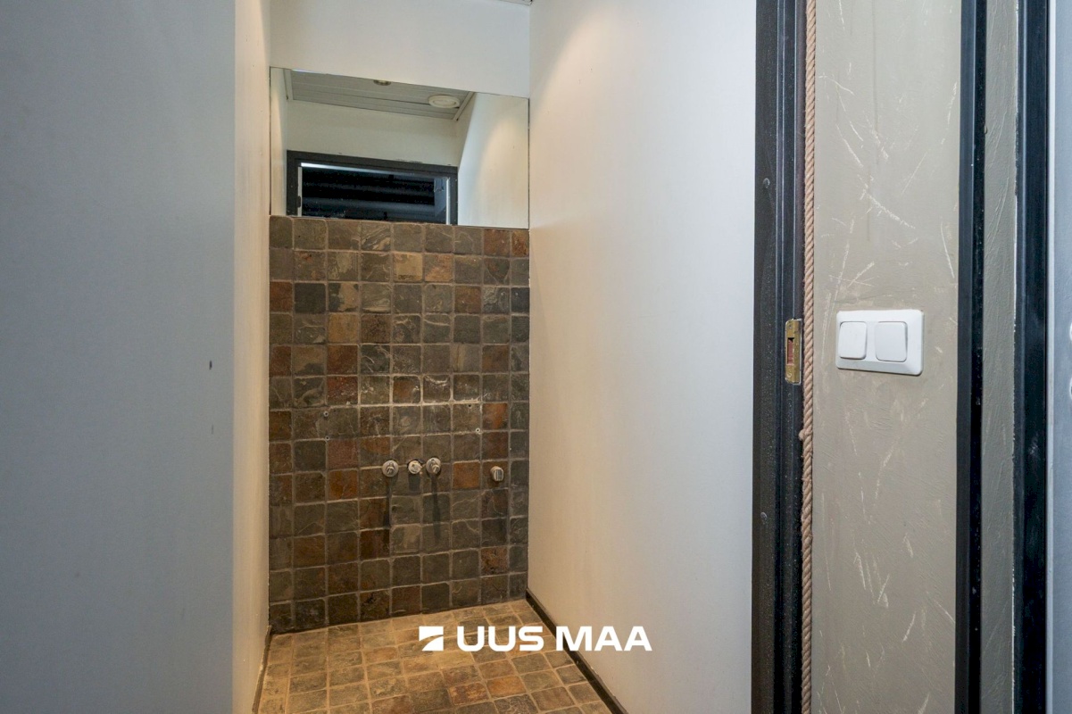 Tartu linn, Tartu linn, Kesklinn, Raatuse 18