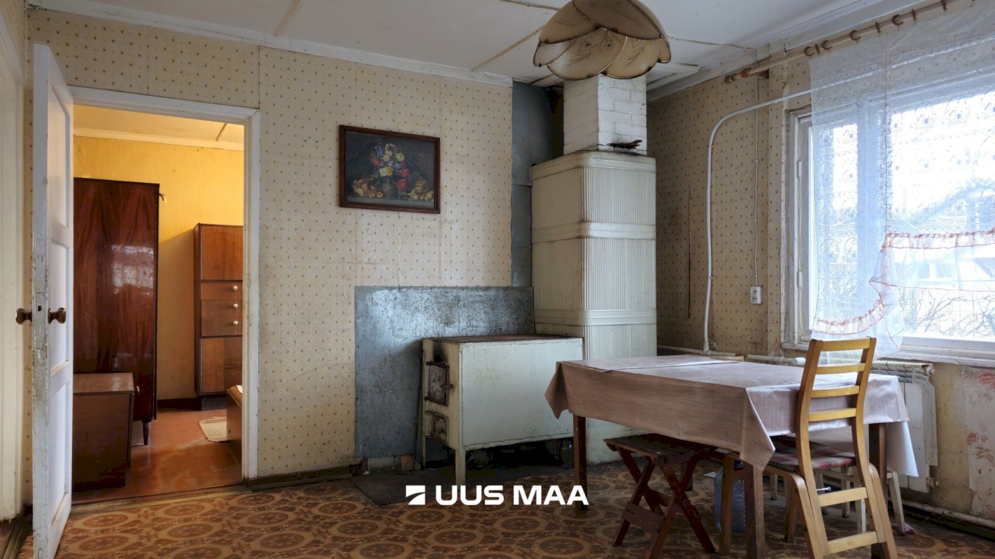 Kohtla-Järve linn, Ahtme linnaosa, Alevi põik 6