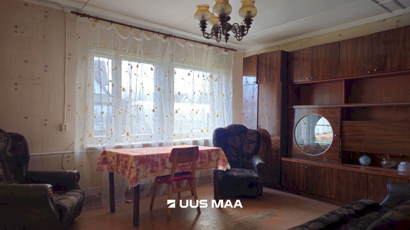 Kohtla-Järve linn, Ahtme linnaosa, Alevi põik 6