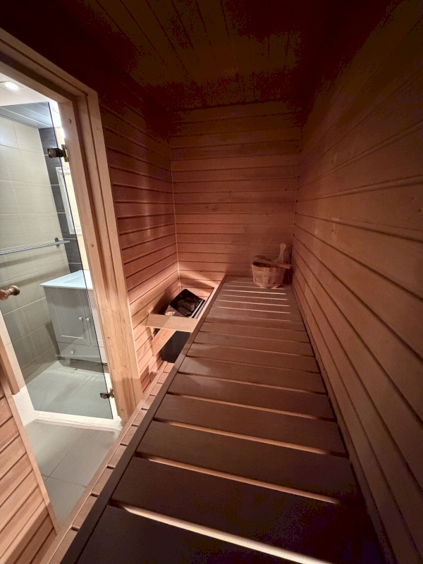 Tallinn, Lasnamäe linnaosa, Uuslinna 5