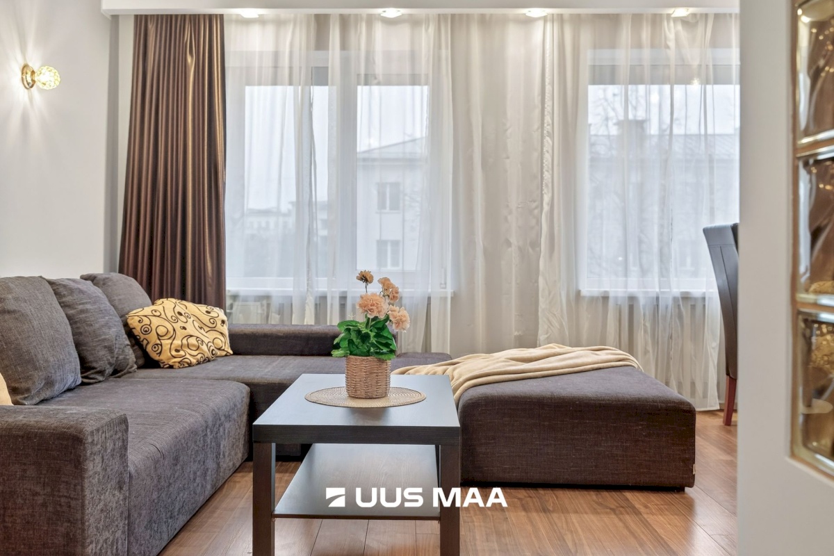 Tallinn, Kesklinna linnaosa, Liivalaia 25