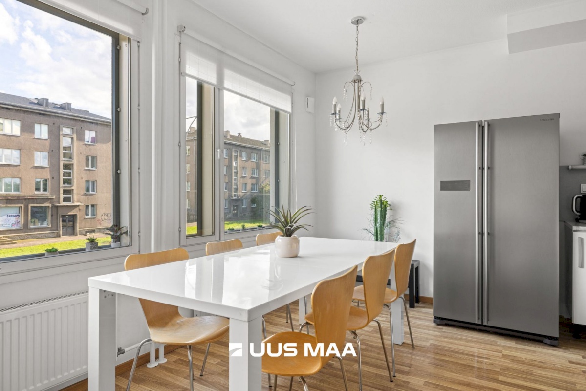 Tallinn, Kesklinna linnaosa, Pärnu mnt 110