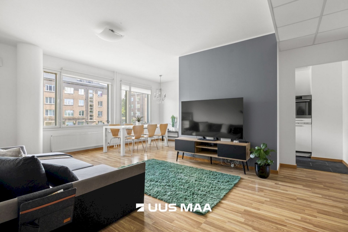 Tallinn, Kesklinna linnaosa, Pärnu mnt 110