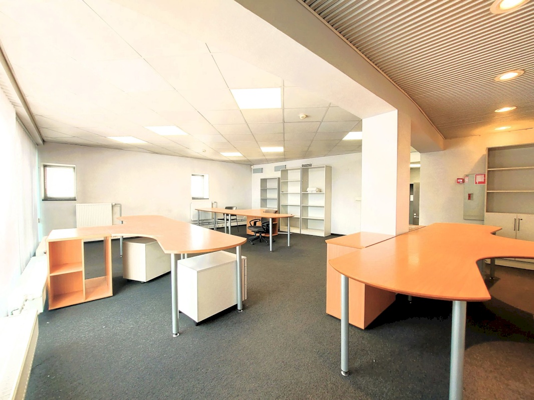 Tallinn, Lasnamäe linnaosa, Osmussaare tn 10