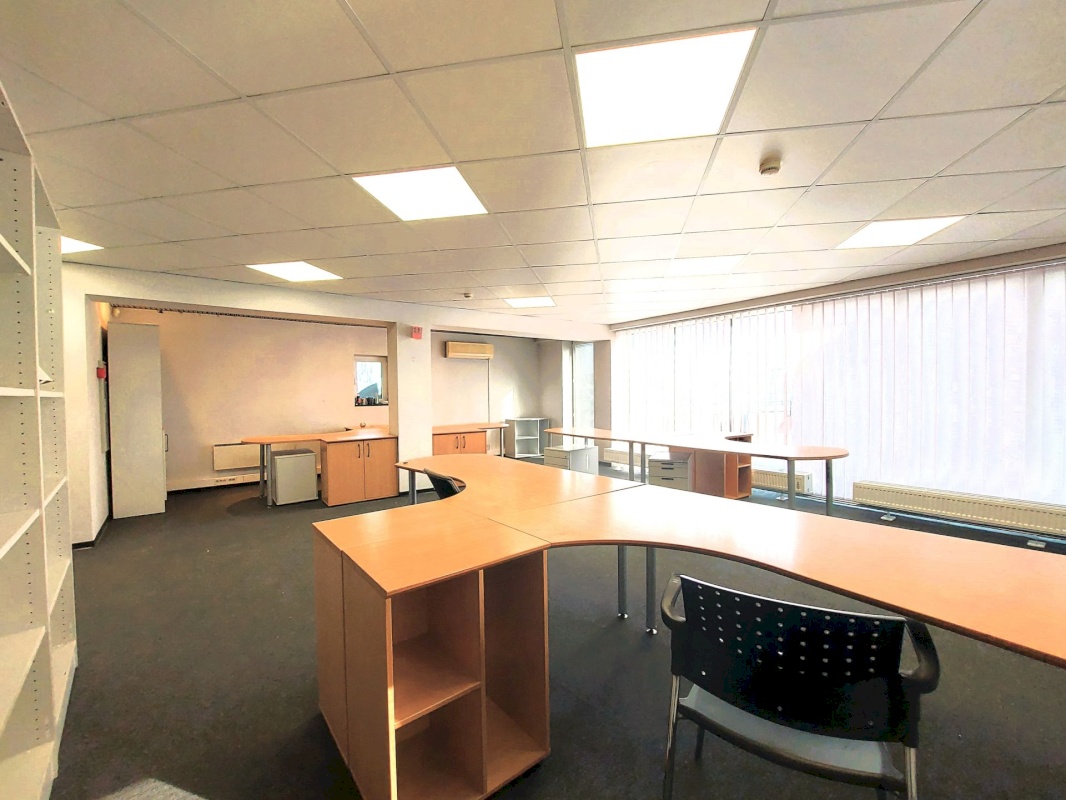 Tallinn, Lasnamäe linnaosa, Osmussaare tn 10