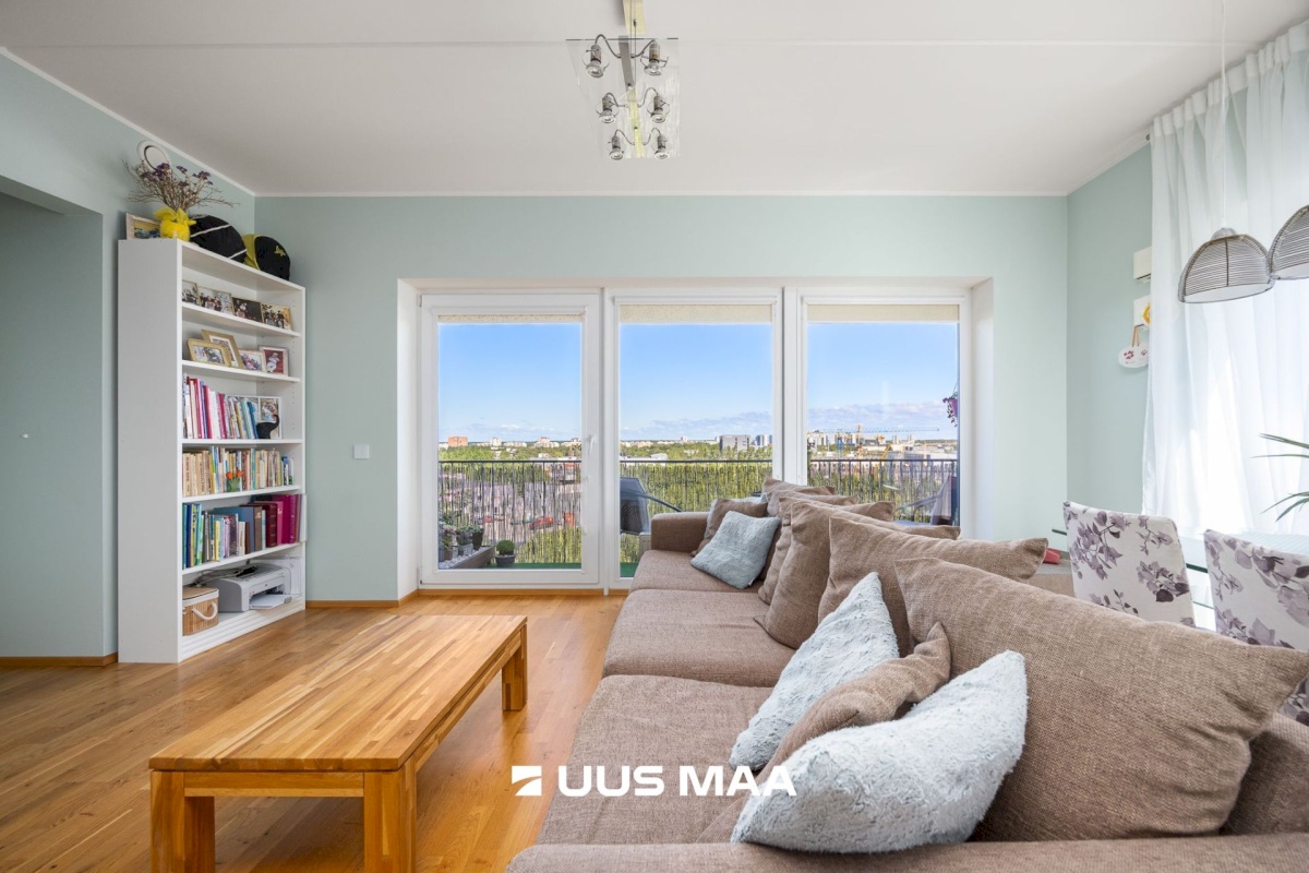 Tallinn, Mustamäe linnaosa, Kadaka, Mäepealse 10