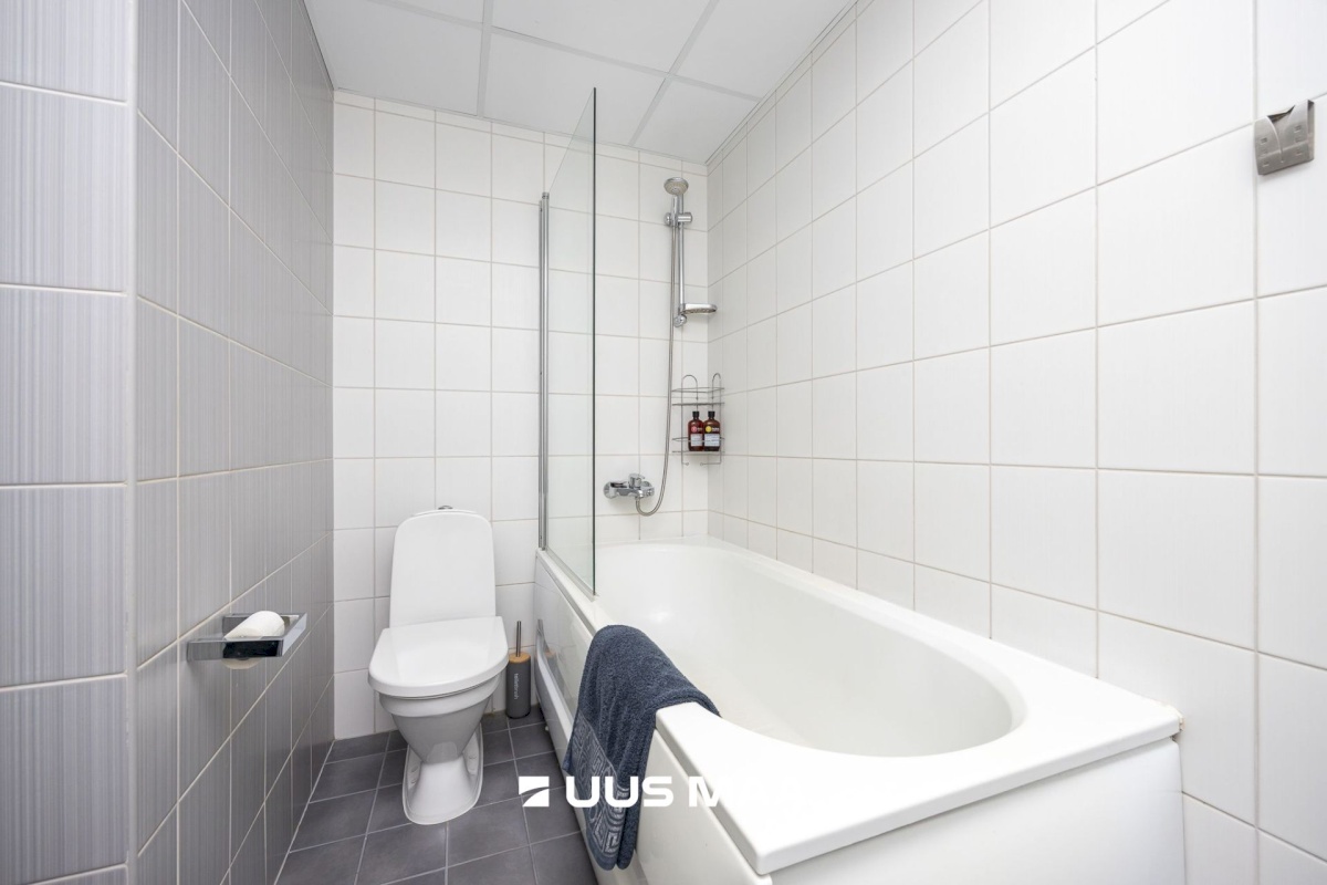 Tallinn, Mustamäe linnaosa, Kadaka, Mäepealse 10