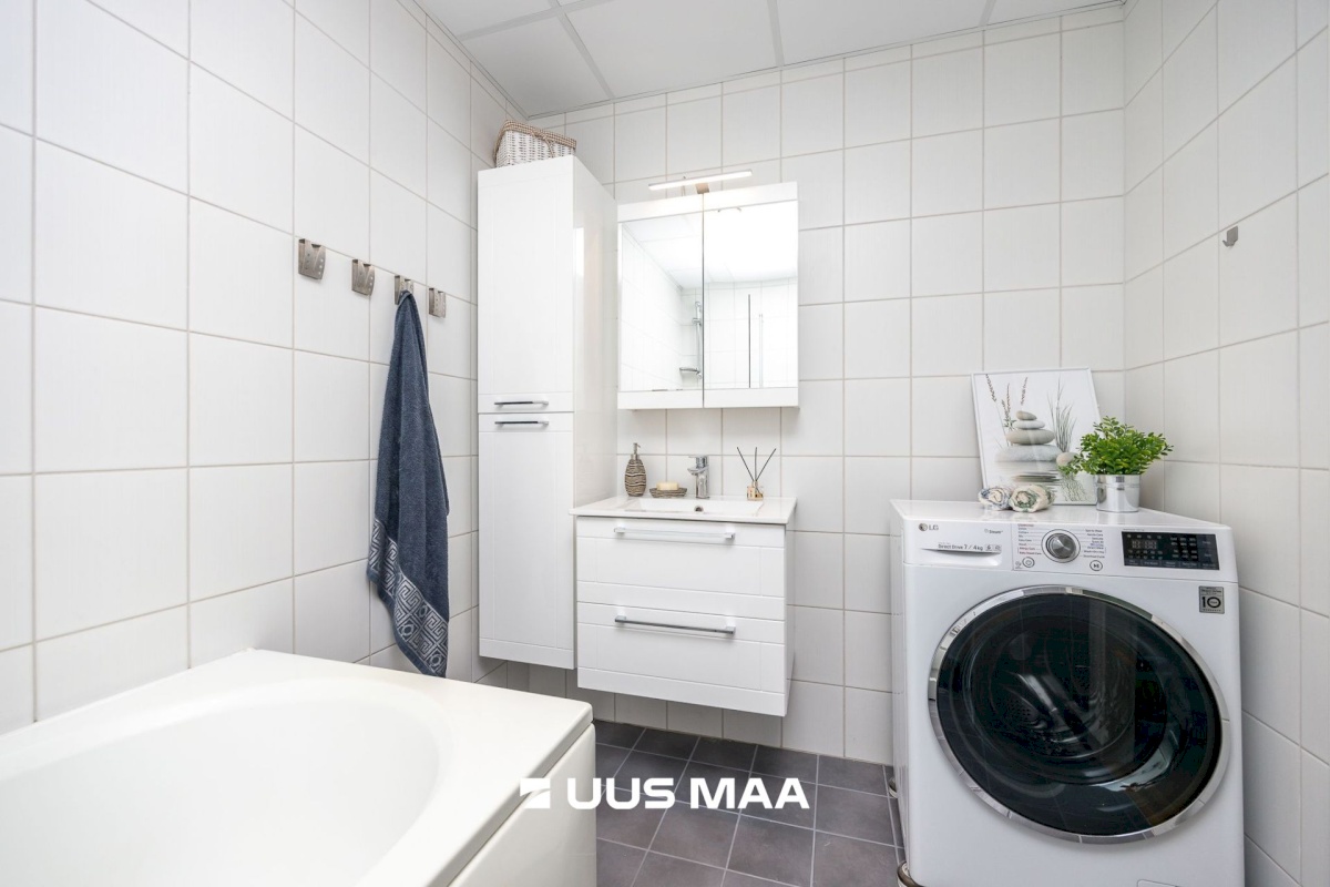 Tallinn, Mustamäe linnaosa, Kadaka, Mäepealse 10