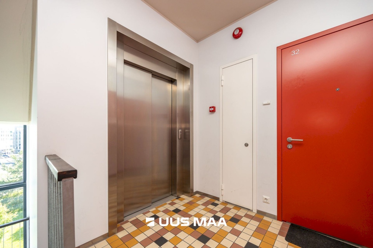 Tallinn, Mustamäe linnaosa, Kadaka, Mäepealse 10